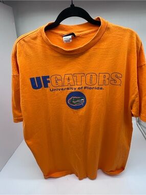 Vintage University of Florida Gators Large T-Shirt From Champs Sporting Goods
